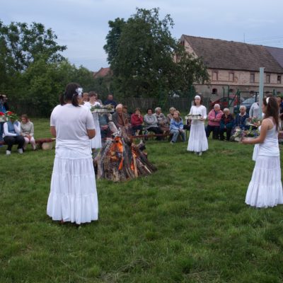 Tańce przy ognisku 2