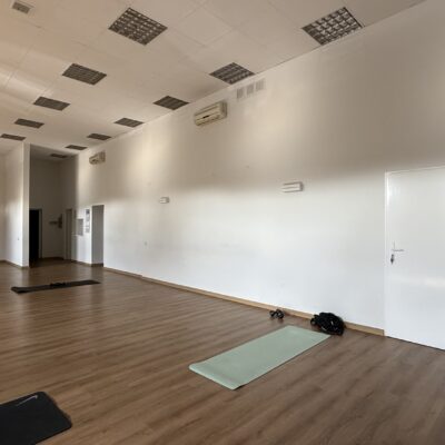 Inne ujęcie sali w Raszówce