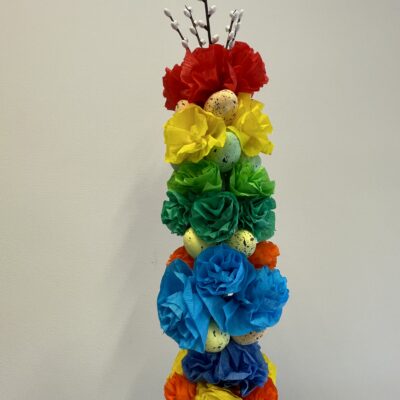 palma wielkanocna na konkurs ze sztucznych kwiatów z bibuły