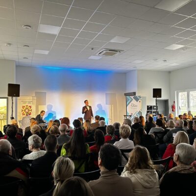 Śpiewak w solowym występie