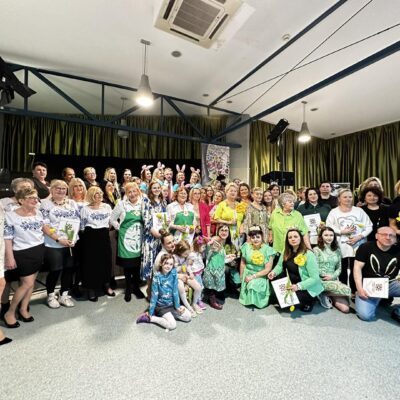 Zdjęcie grupowe laureatów konkursu.