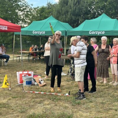 Konkurencja rzutu wałkiem do celu.