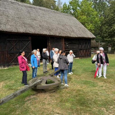 Mieszkańcy gminy Lubin podczas wyjazdu na Winobranie.