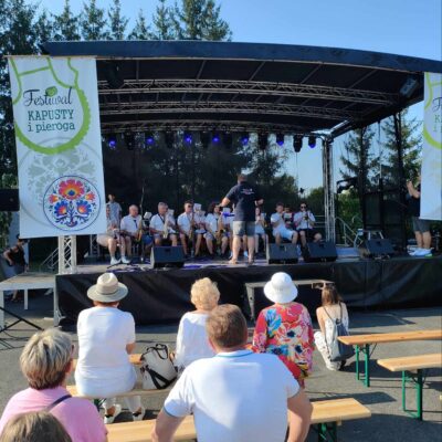Młodzieżowa Orkiestra Dęta Gminy Lubin na scenie