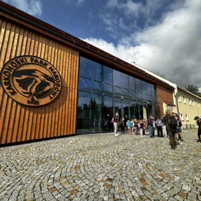 wejscie do muzeum w karkonoszach