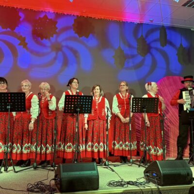 zespół ZACHĘTA prezentuje swoje utwory