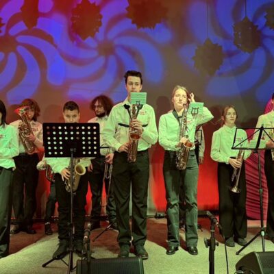 MŁODZIEŻOWA ORKIESTRA GMINY LUBIN prezentuje swoje utwory