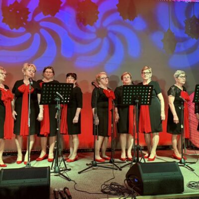 zespół LEJDIS wykonuje swój repertuar