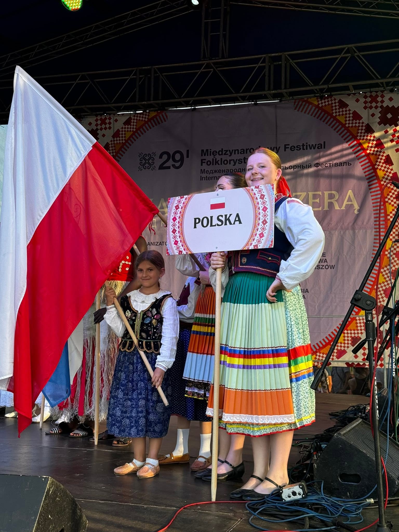 Zespół Kyczera reprezentująca Polskę na scenie
